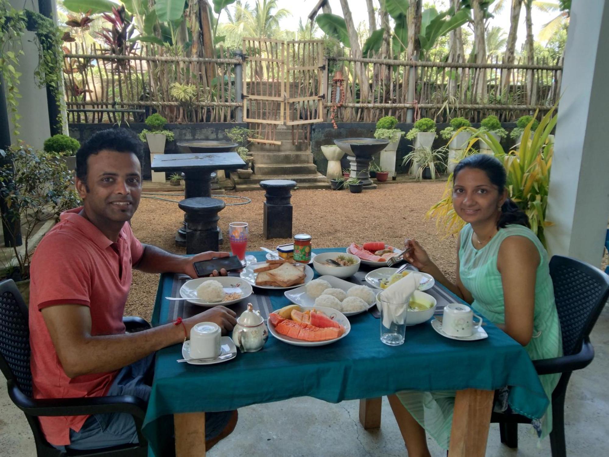 Sisi'S Place Bentota Exterior photo
